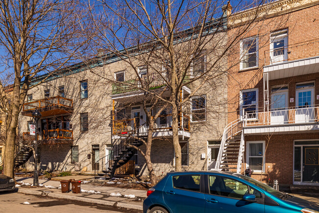 4451-4461 Parthenais St in Montréal, QC - Building Photo - Primary Photo