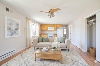 1554 Beverly Rd in Philadelphia, PA - Building Photo - Building Photo