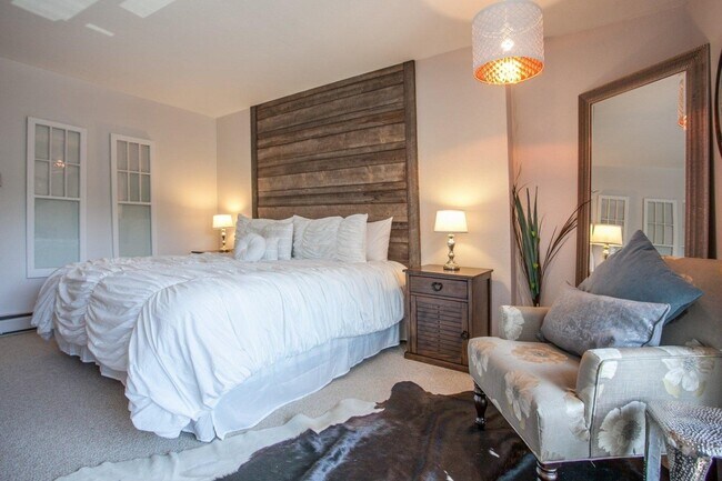 980 Vail View Drive in Vail, CO - Building Photo - Building Photo