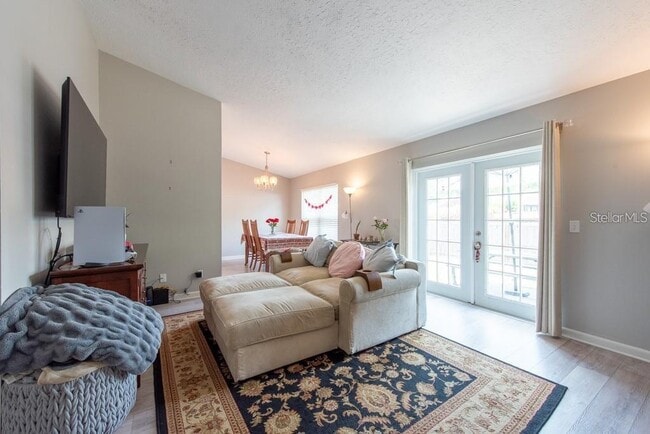 6817 S Gabrielle St in Tampa, FL - Building Photo - Building Photo