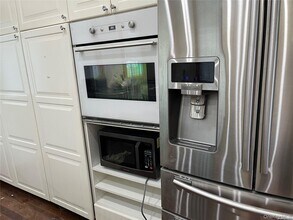 417 W Hudson St in Long Beach, NY - Building Photo - Building Photo