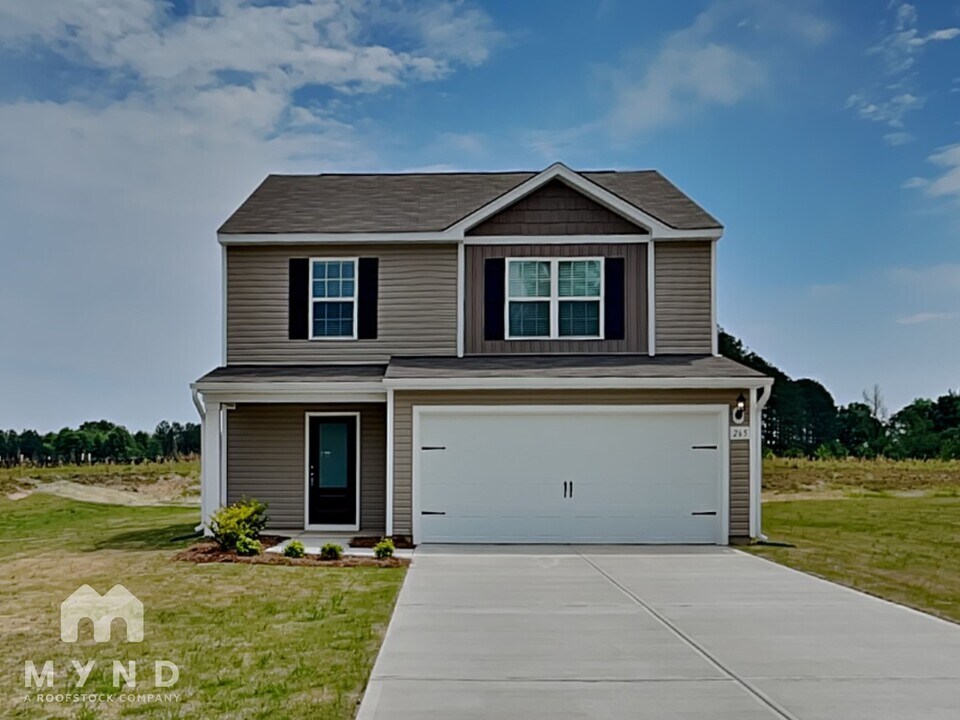 265 Royal Mdw Dr in Angier, NC - Building Photo