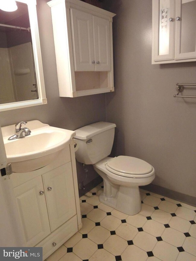 28 Allegheny Ave-Unit -2306 in Baltimore, MD - Building Photo - Building Photo