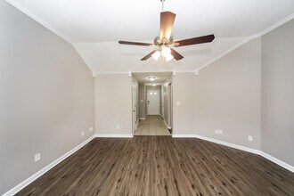 4188 Ravenwood Dr N in Horn Lake, MS - Building Photo - Building Photo