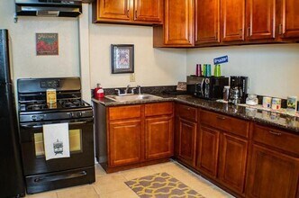 1403 Port St-Unit -1403 in New Orleans, LA - Building Photo - Building Photo