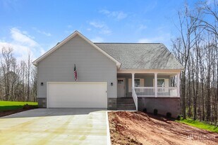 241 Roosevelt Thompson Rd in Belton, SC - Building Photo