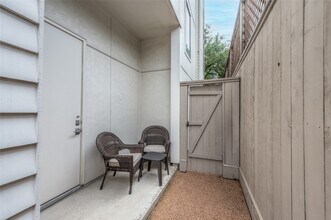 1004 California St in Houston, TX - Building Photo - Building Photo