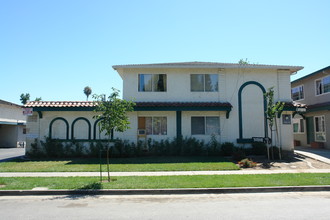 710-712 Richmond Ave in San Jose, CA - Foto de edificio - Building Photo