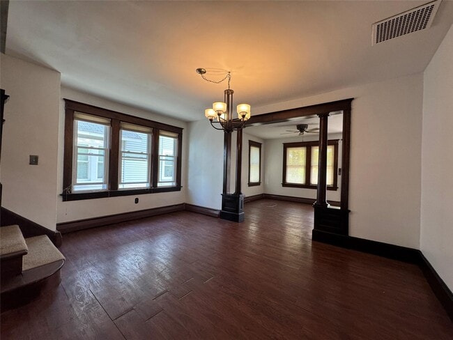 property at 35 Cross St