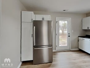 4038 Gray Arbor Way in Indianapolis, IN - Foto de edificio - Building Photo