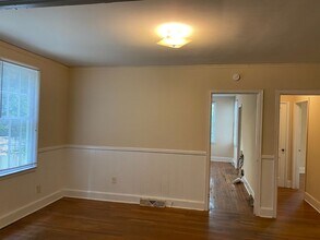 29 Hollywood Ct in Columbia, SC - Building Photo - Building Photo