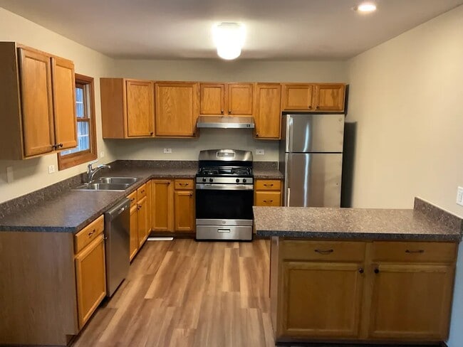 6707 Rosebud Ave in Crystal Lake, IL - Building Photo - Building Photo