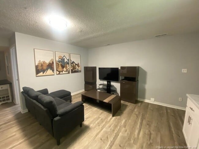 3250 Willard Dr in Fayetteville, NC - Building Photo - Building Photo