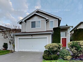 5205 79th St W in Lakewood, WA - Building Photo