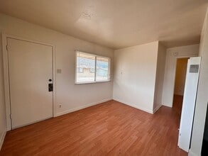 2120 Robinson Ave in Kingman, AZ - Building Photo - Building Photo