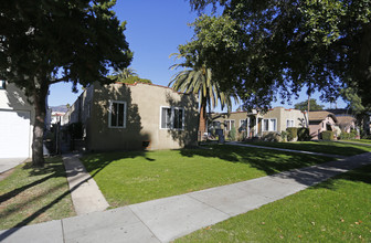 421-425 Riverdale Dr in Glendale, CA - Building Photo - Building Photo