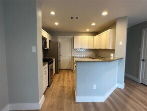 7217 Aldea Dr in Austin, TX - Foto de edificio - Building Photo