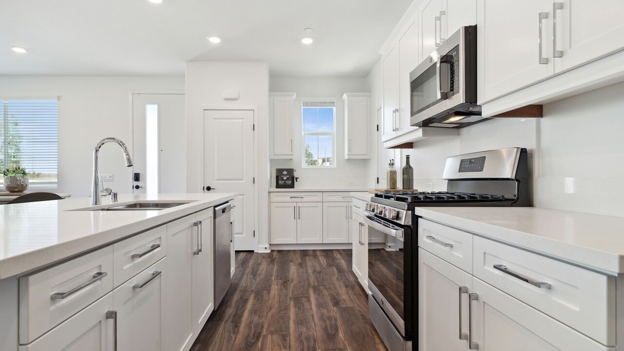 Merge 56 in San Diego, CA - Building Photo
