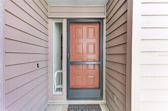 3946 Wilshire Cir E in Sarasota, FL - Building Photo - Building Photo