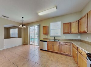 2245 Mallard Creek Cir in Kissimmee, FL - Building Photo - Building Photo
