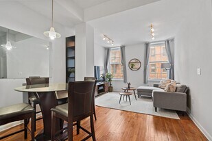 187 Wayne St in Jersey City, NJ - Building Photo