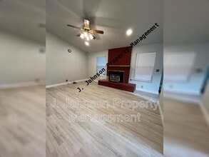 1144 May Ave in Manteca, CA - Building Photo - Building Photo