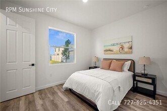 402 NW 7th Ave in Cape Coral, FL - Building Photo - Building Photo