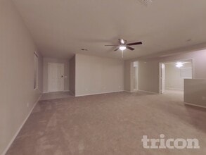 11522 W Charter Oak Rd in El Mirage, AZ - Building Photo - Building Photo