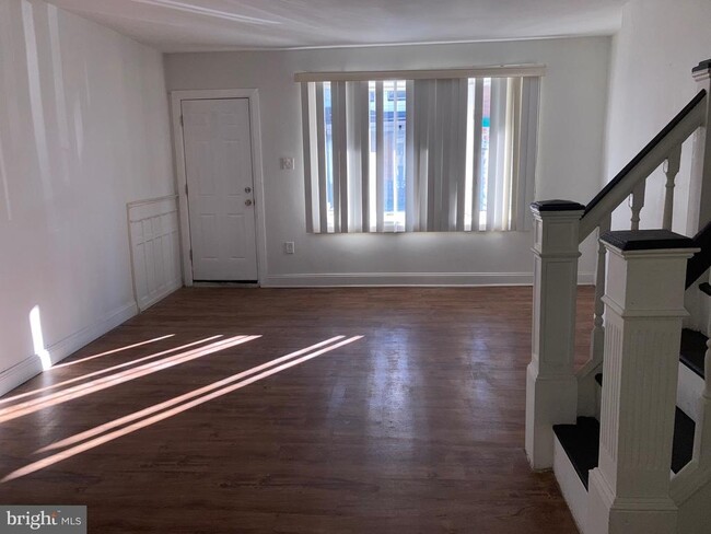 5561 Chancellor St in Philadelphia, PA - Building Photo - Building Photo