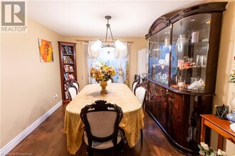 35 Rushbrook Dr in Kitchener, ON - Building Photo - Building Photo