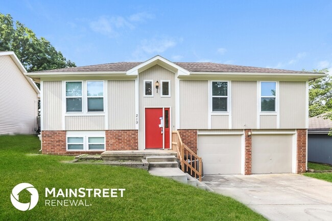 property at 219 E Pacific Dr