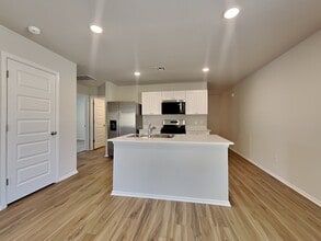 501 St Charles Pl in Newcastle, OK - Building Photo - Building Photo