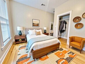 194 Boylston St in Boston, MA - Building Photo - Building Photo