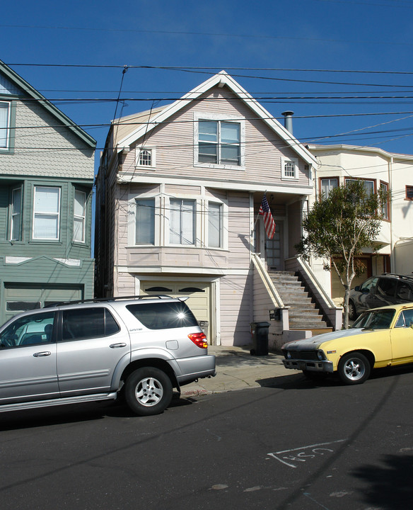 37 Gambetta Ave in Daly City, CA - Building Photo