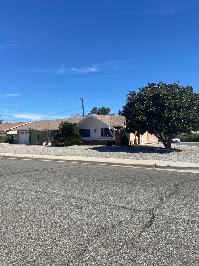 28600 W Worcester Rd in Menifee, CA - Building Photo - Building Photo