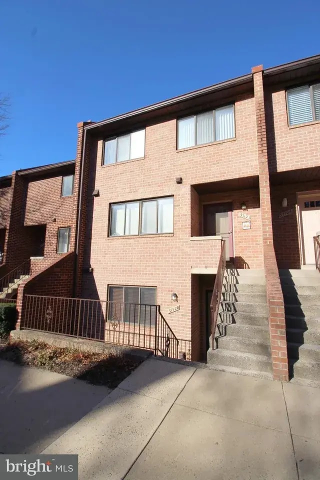 property at 3712 Steppes Ct