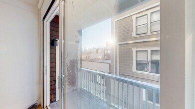 1655 Grant Ave in San Francisco, CA - Building Photo - Building Photo