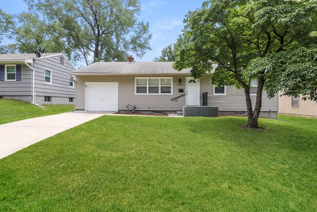 property at 10513 E 28th Terrace S