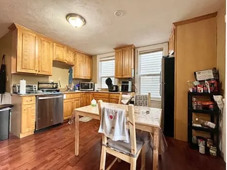 8 Eldora St in Boston, MA - Foto de edificio - Building Photo