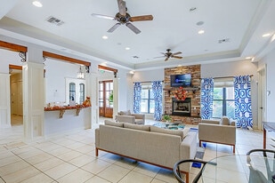 Village at Midtown in Mobile, AL - Building Photo