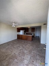 901 Bingham Rd in Victoria, TX - Building Photo - Building Photo