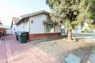 134 Worth St in Perris, CA - Building Photo - Building Photo