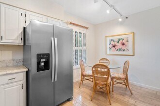 16940 Bay St in Jupiter, FL - Building Photo - Building Photo