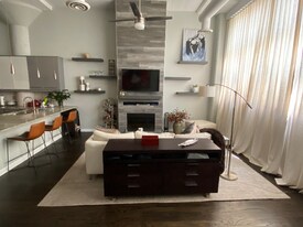 2750 N Wayne Ave in Chicago, IL - Building Photo
