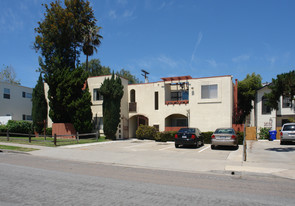 1920 Thomas Ave Apartments