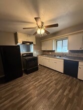 2119 W Nichols St in Springfield, MO - Building Photo - Building Photo