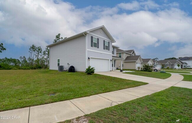 514 Albert Meadow Ln in Callaway, FL - Building Photo - Building Photo