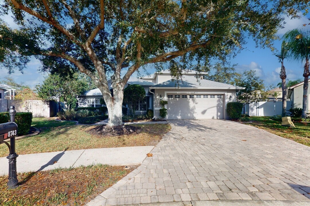 8743 Maple Pond Ct in Trinity, FL - Building Photo
