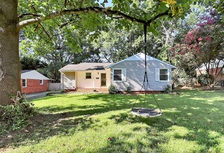 228 Seneca Pl in Charlotte, NC - Building Photo - Building Photo