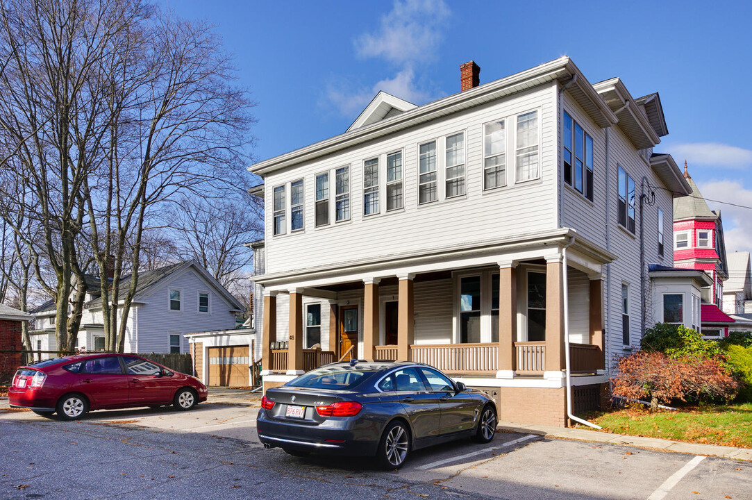 48 Bank St in Attleboro, MA - Building Photo